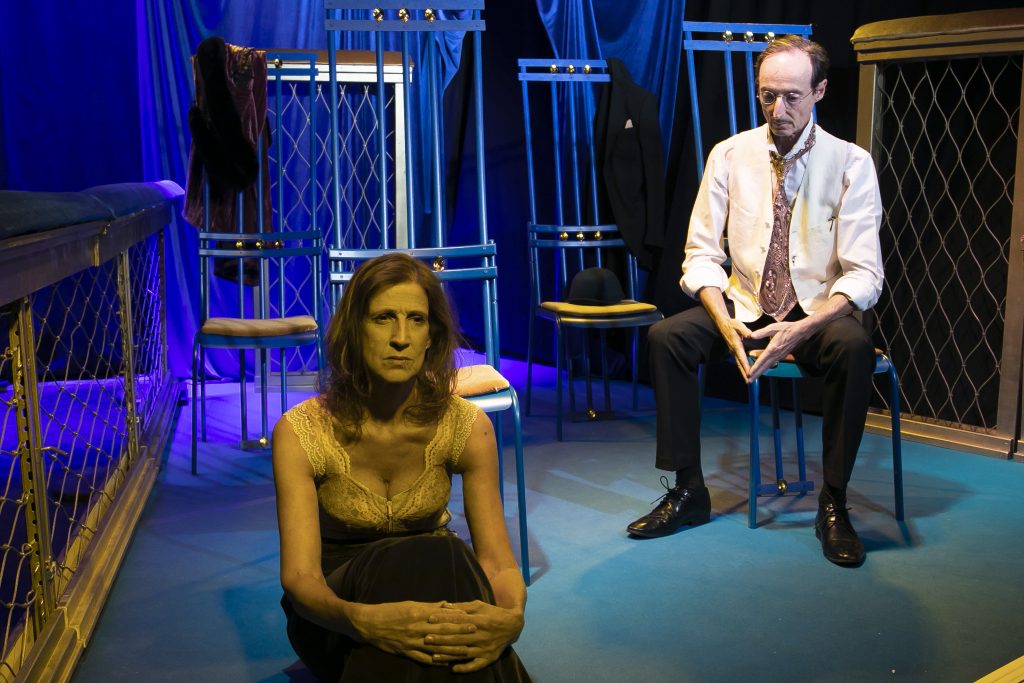 4. Foto Derrotados_LA DOBLE VIDA DE VIRGINIA W._ . jpg